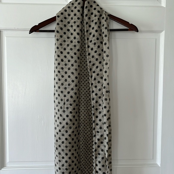Super Cute Wool Polka Dot Scarf - Picture 1 of 6